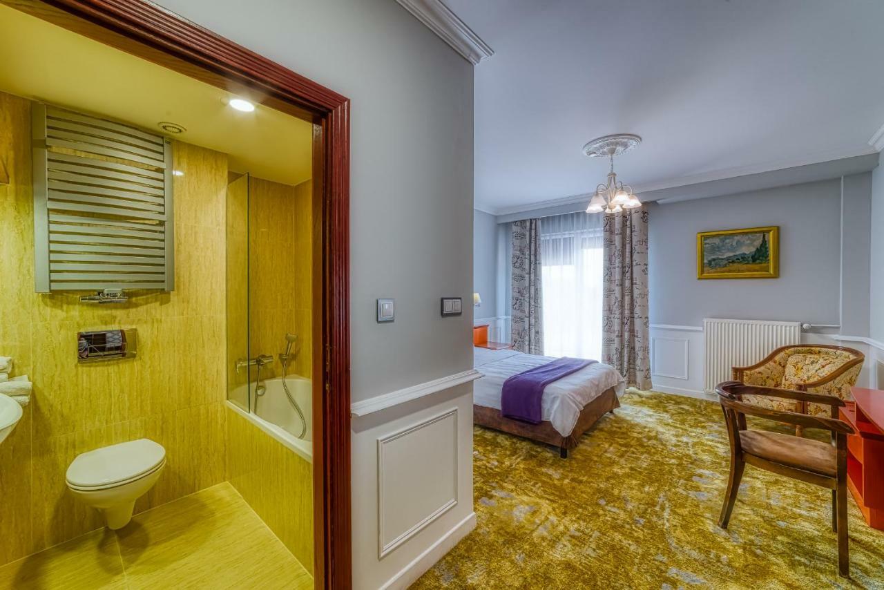 Grand Čenstochová Exteriér fotografie
